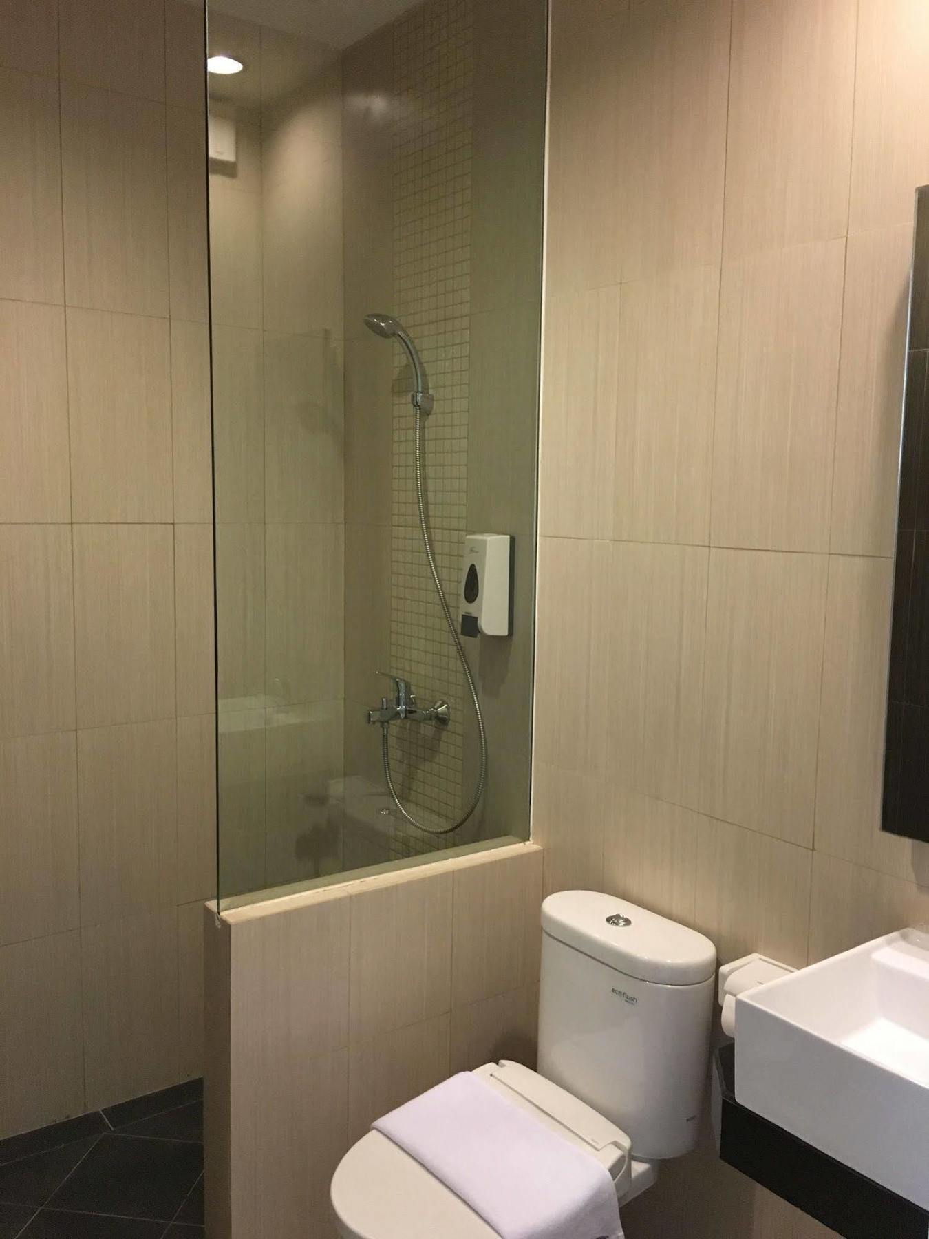巨港乐活酒店 外观 照片