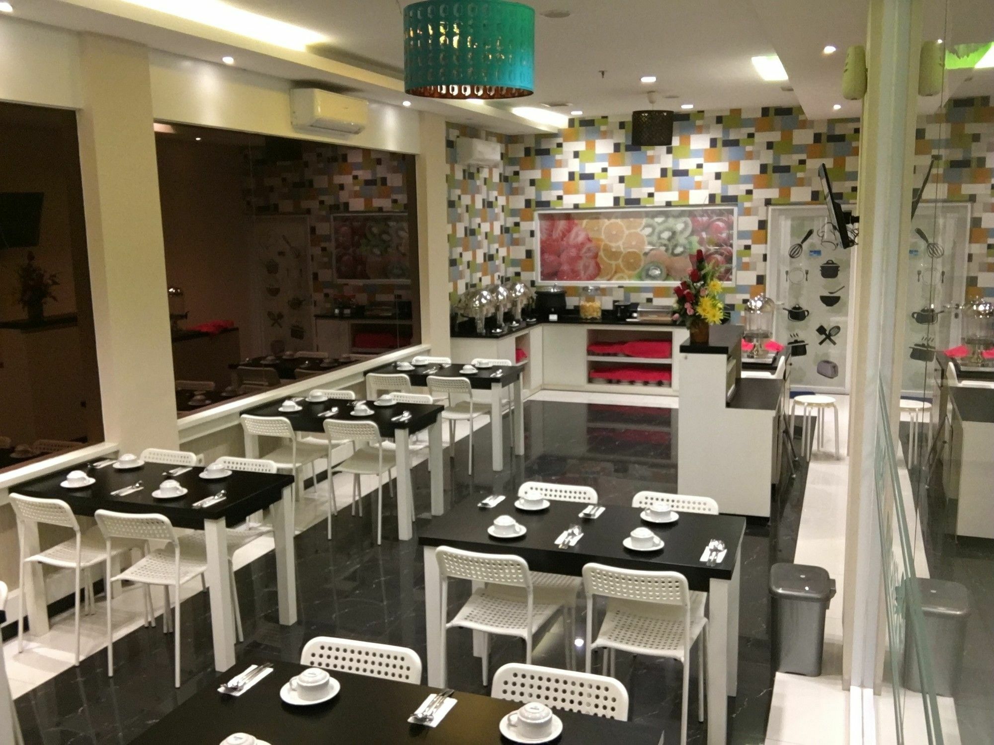 巨港乐活酒店 外观 照片